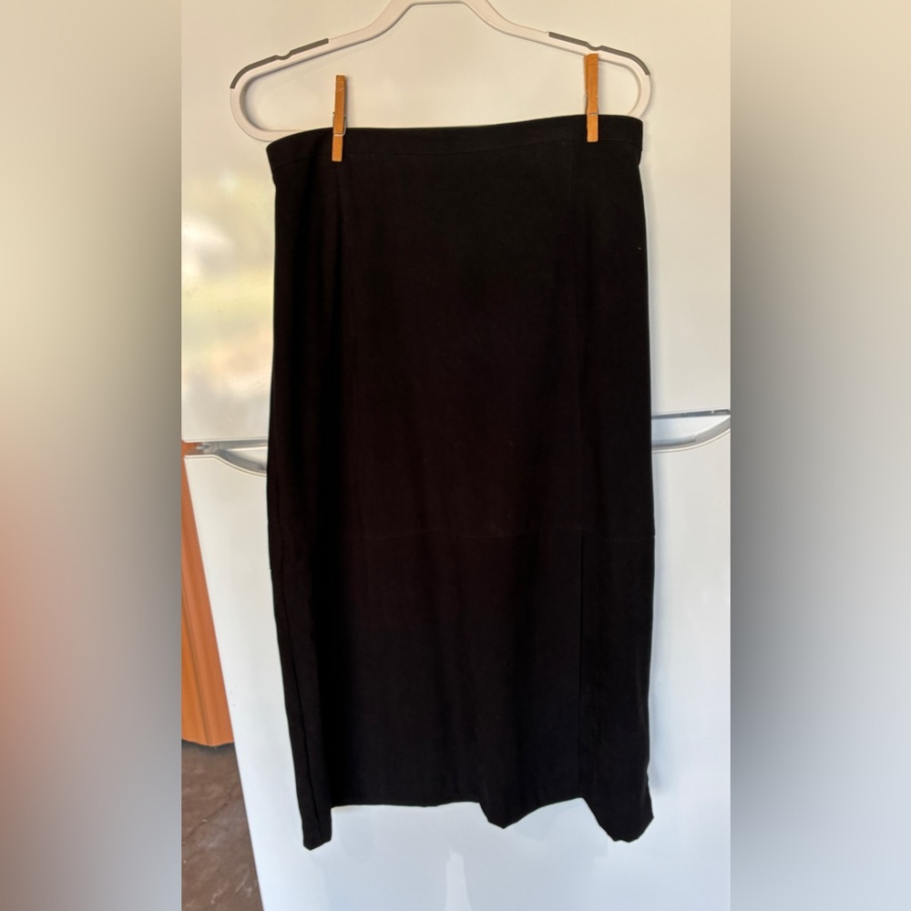 REDUCED!! Studio Works Classic Black Pencil Skirt